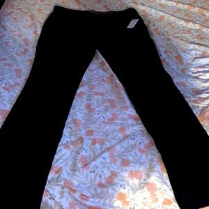 Girl’s black skinny jeans